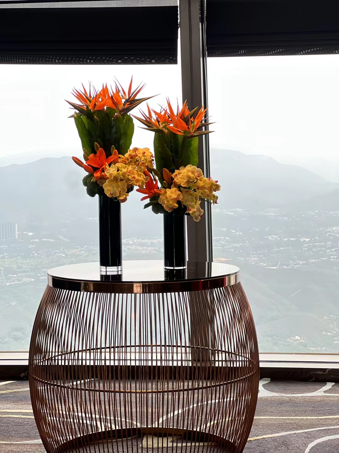 Mira Fleur corporate floral — installation, mira palette