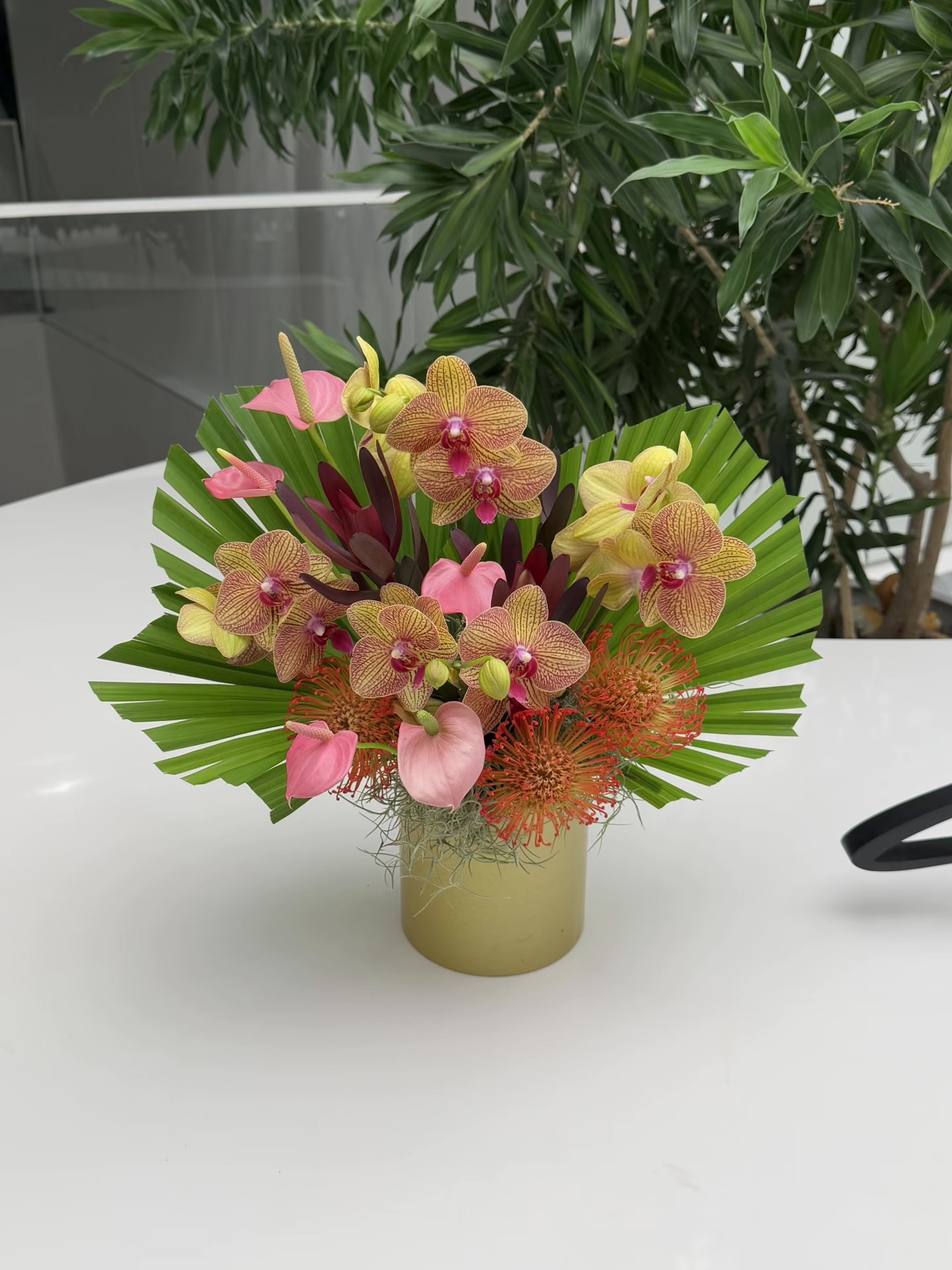 Mira Fleur corporate floral — installation, mira palette