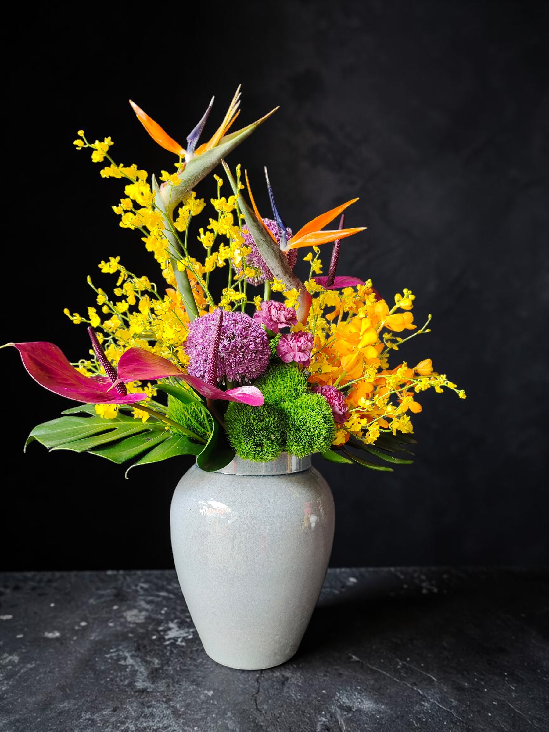 Mira Fleur corporate floral — installation, mira palette