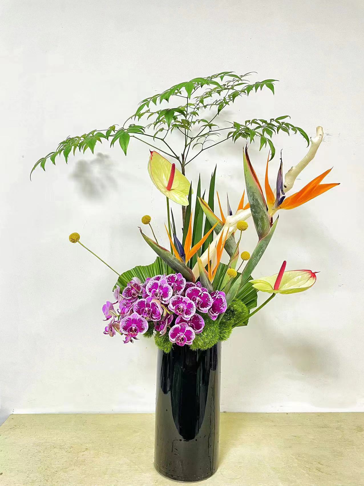 Mira Fleur corporate floral — installation, mira palette