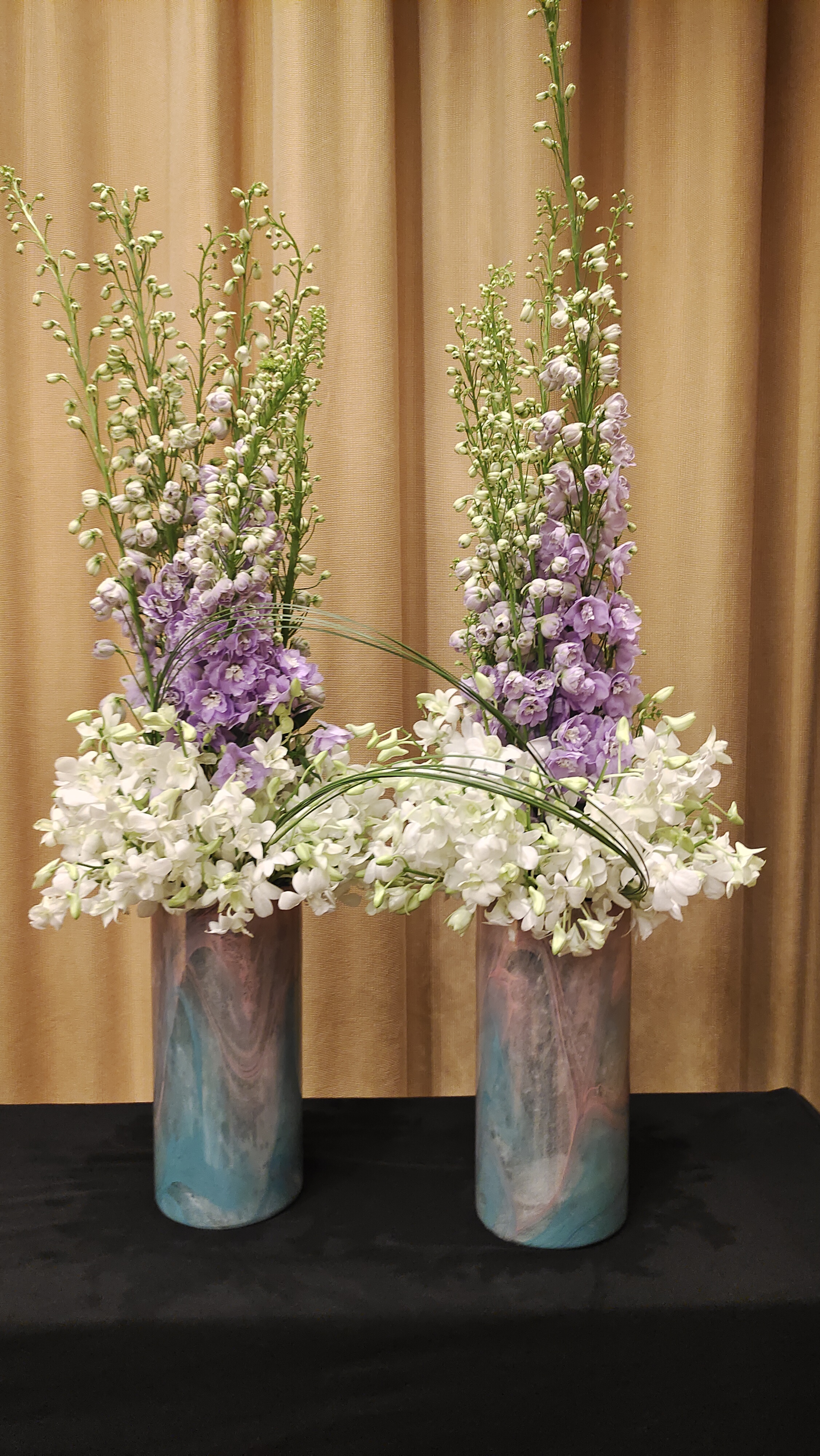 Mira Fleur corporate floral — installation, mira palette