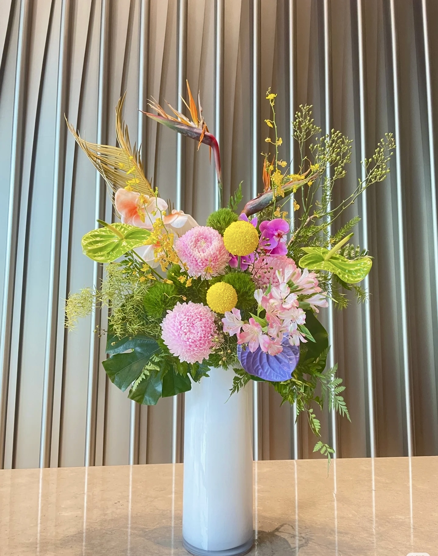 Mira Fleur corporate floral — installation, mira palette