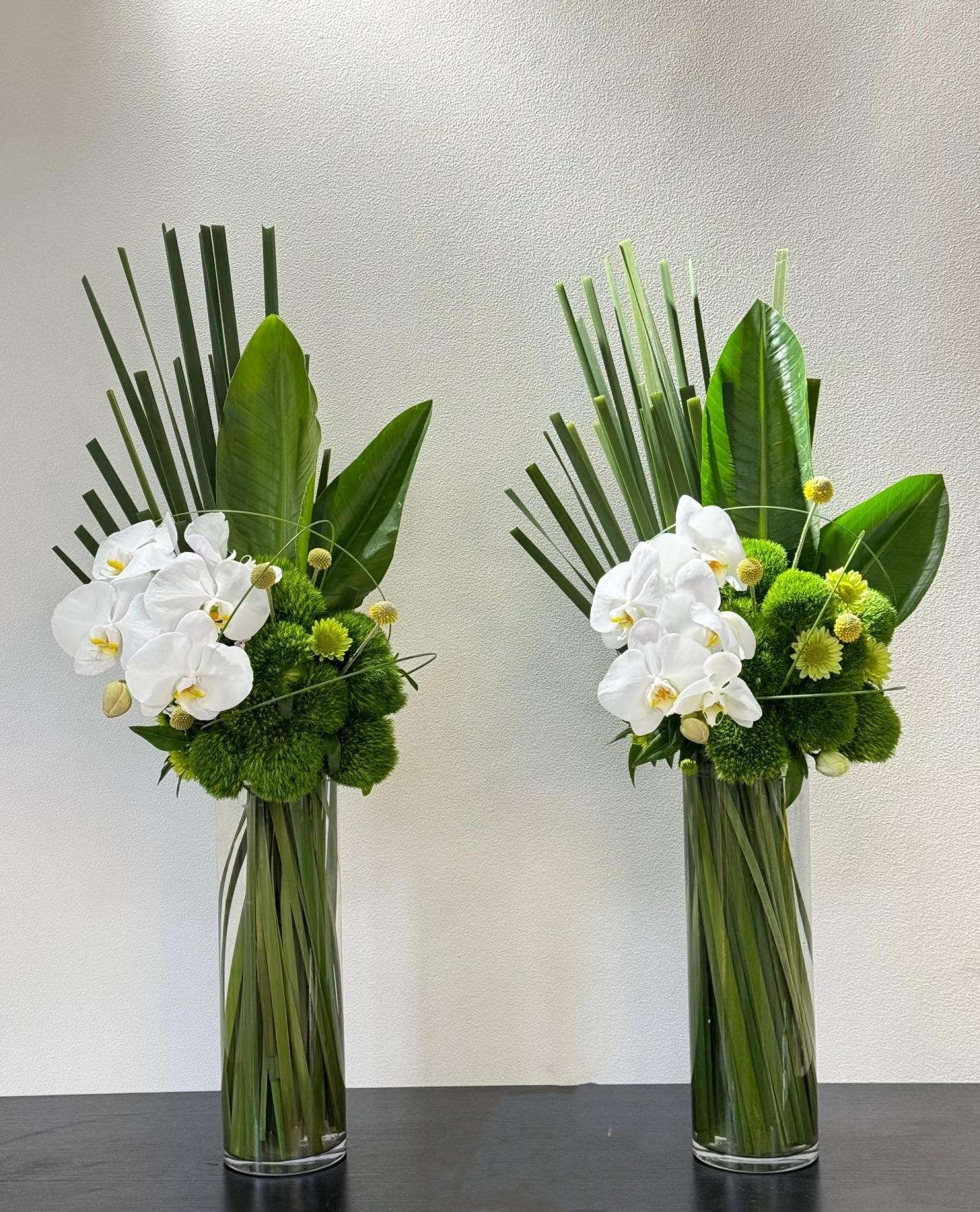 Mira Fleur corporate floral — installation, mira palette