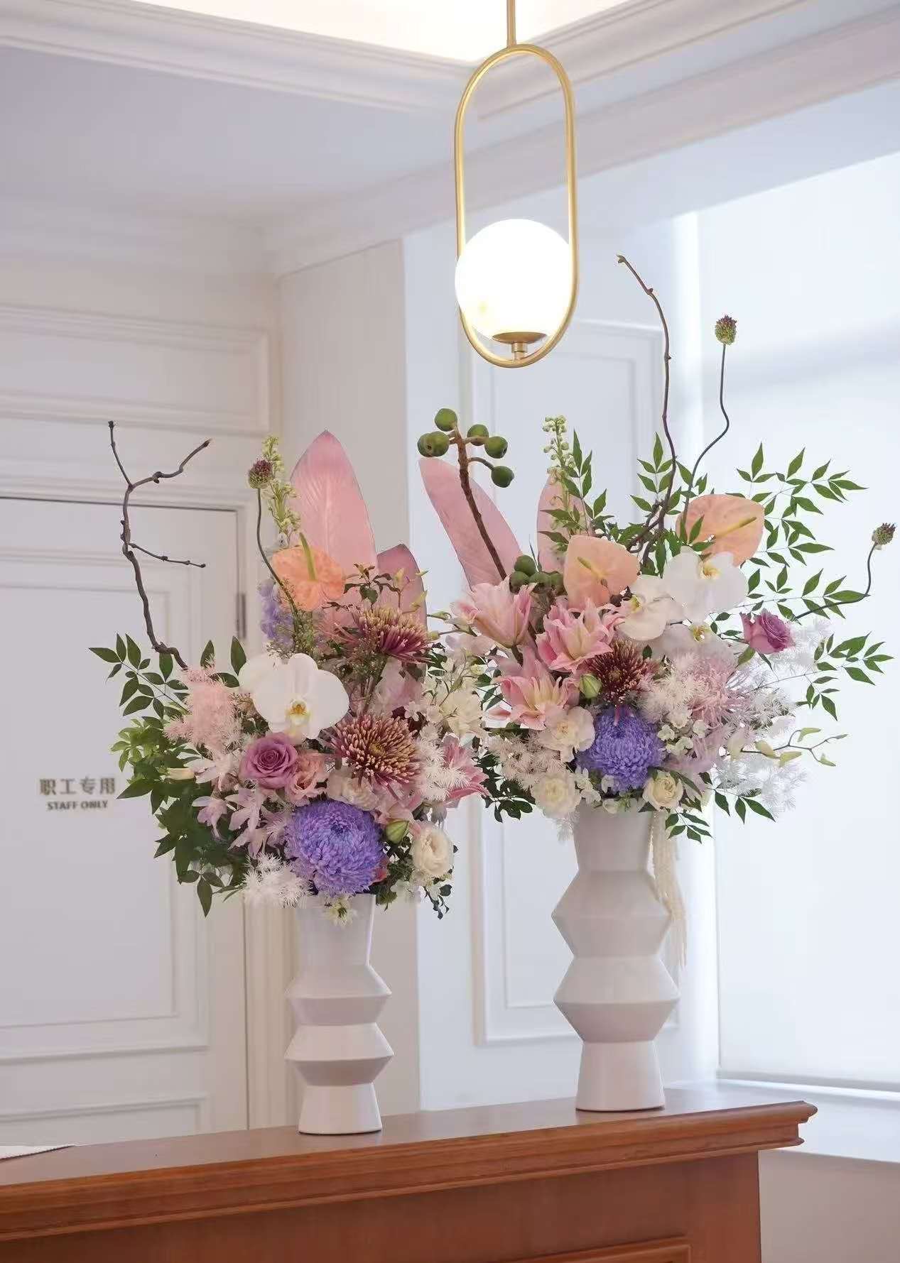 Mira Fleur corporate floral — installation, mira palette