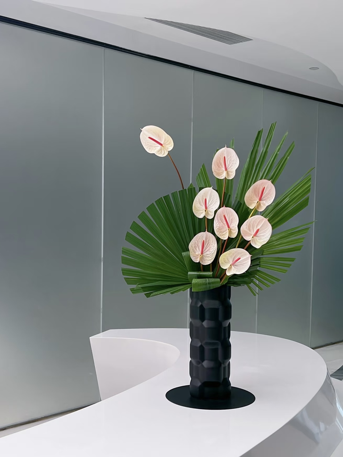 Mira Fleur corporate floral — installation, mira palette