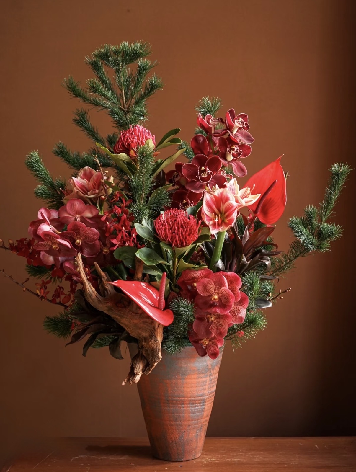Mira Fleur corporate floral — installation, mira palette