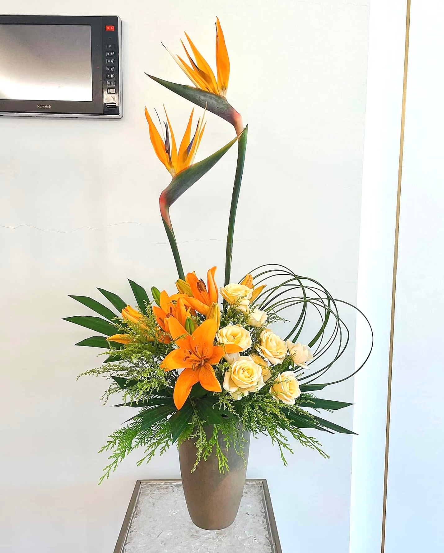 Mira Fleur corporate floral — installation, mira palette