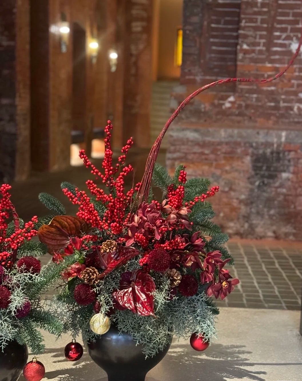 Mira Fleur corporate floral — installation, mira palette