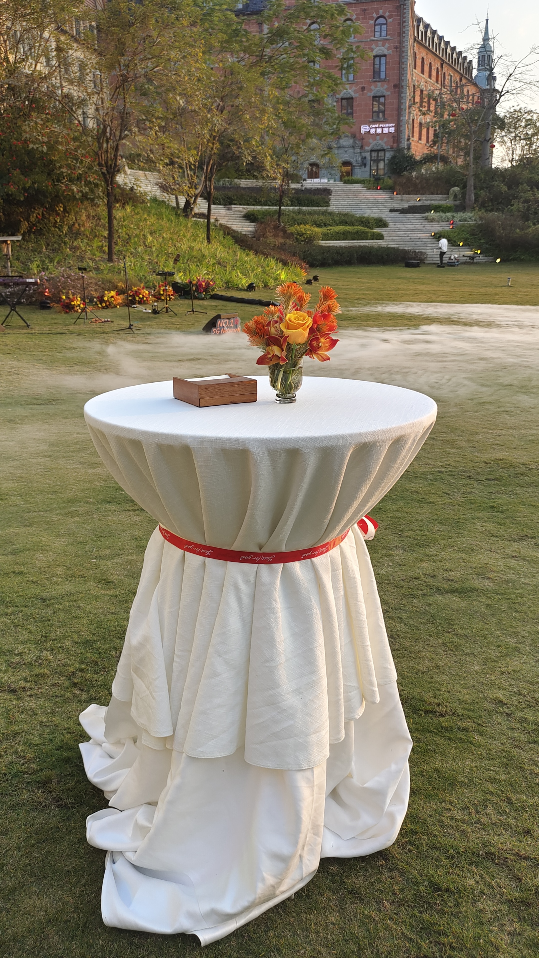 Mira Fleur event floral — tablescape, mira palette