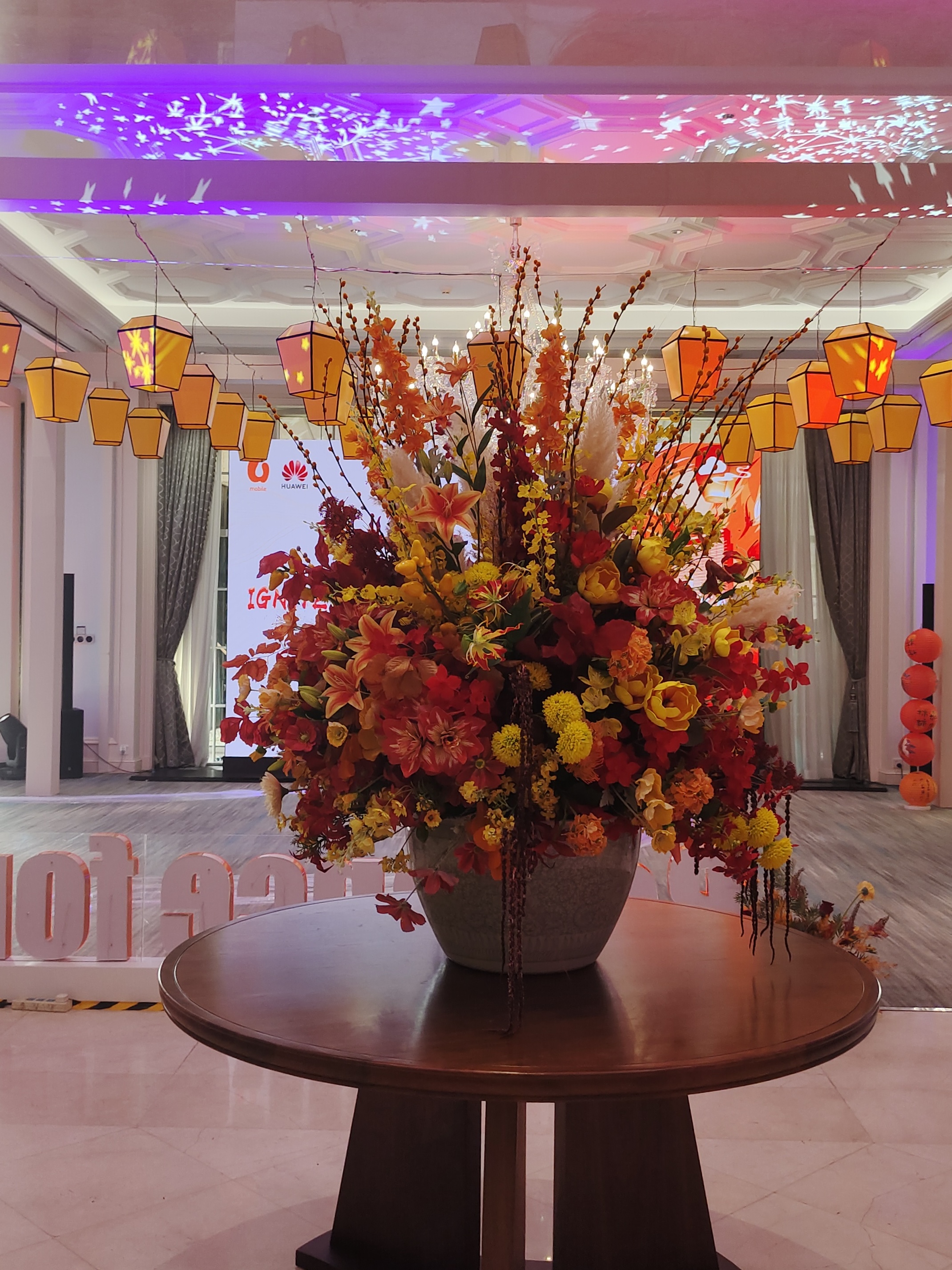 Mira Fleur event floral — tablescape, mira palette