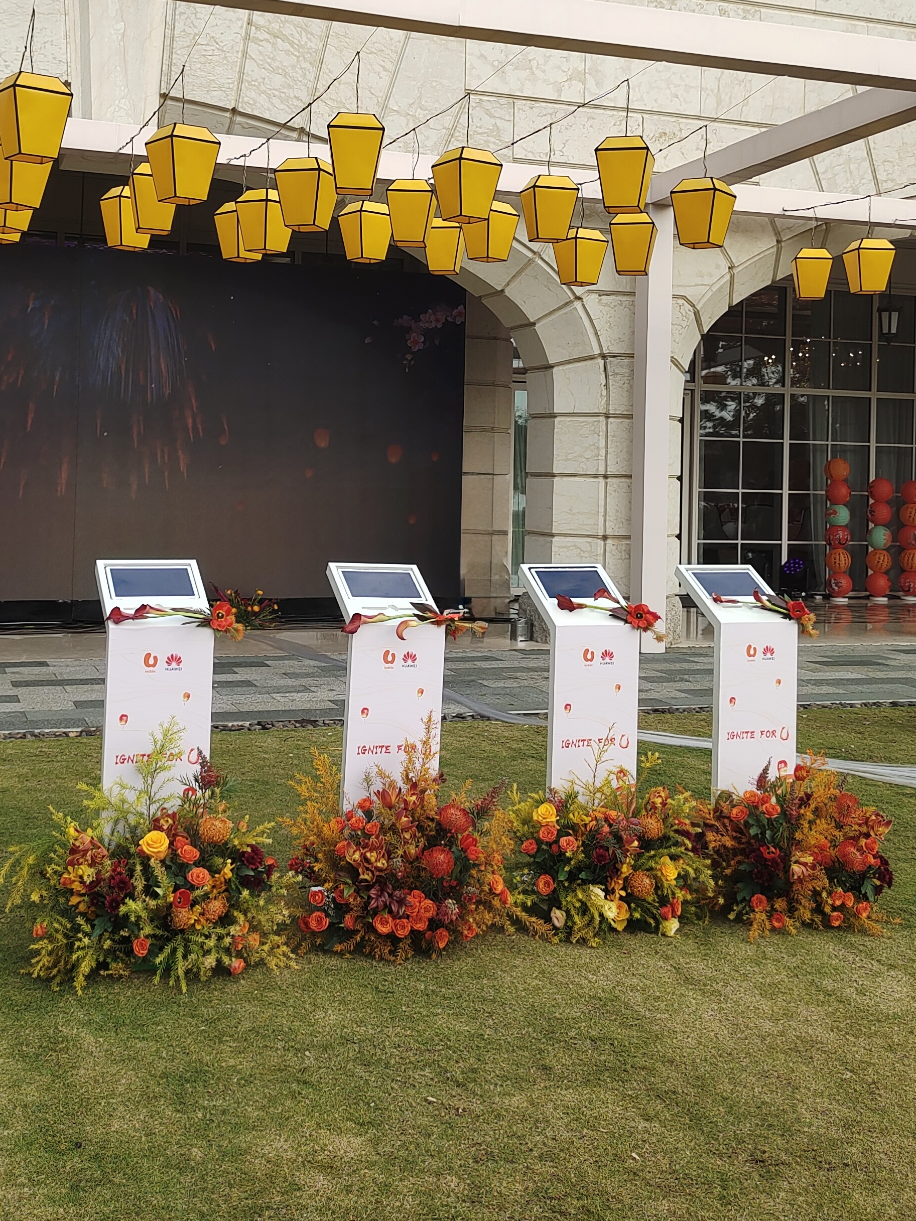 Mira Fleur event floral — tablescape, mira palette