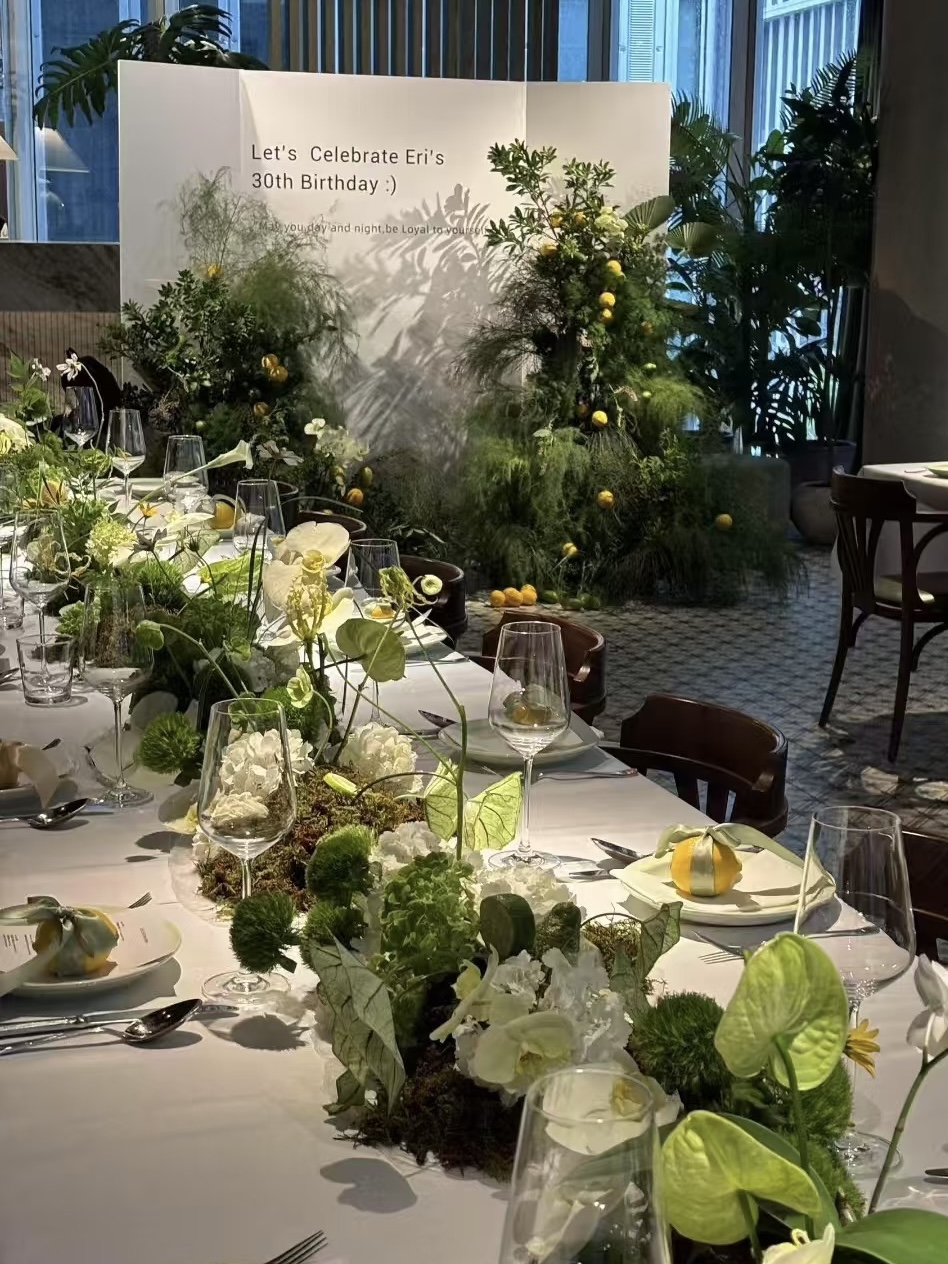 Mira Fleur event floral — tablescape, mira palette