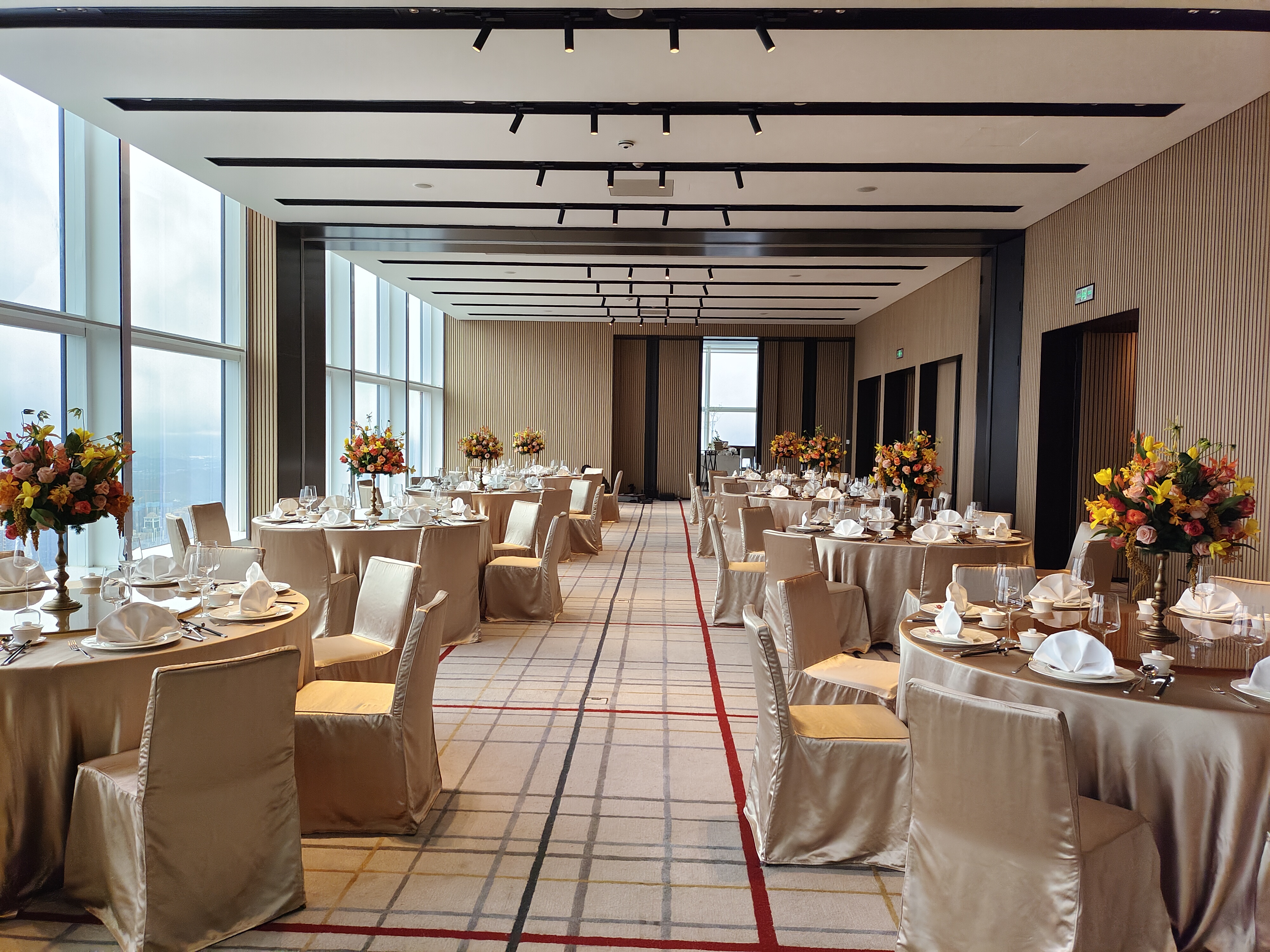 Mira Fleur event floral — tablescape, mira palette