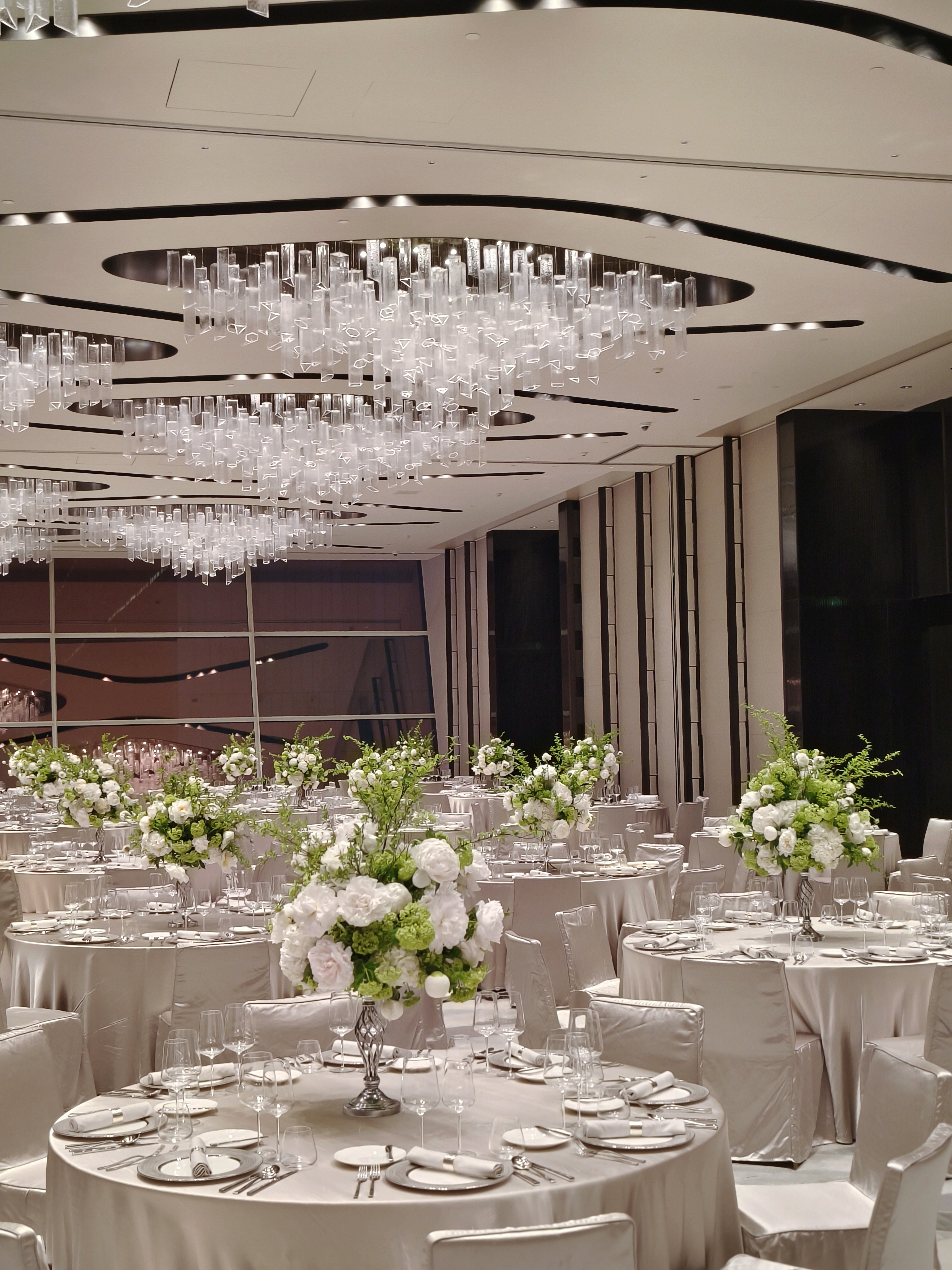 Mira Fleur event floral — tablescape, mira palette