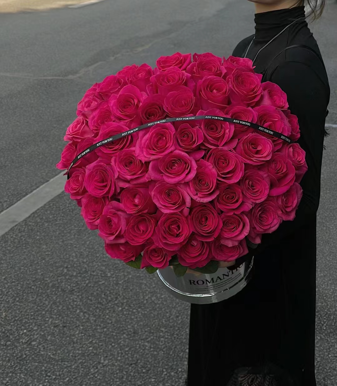 Mira Fleur signature gift floral — bouquet, mira palette