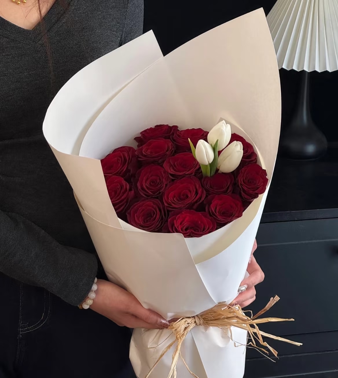 Mira Fleur signature gift floral — bouquet, mira palette