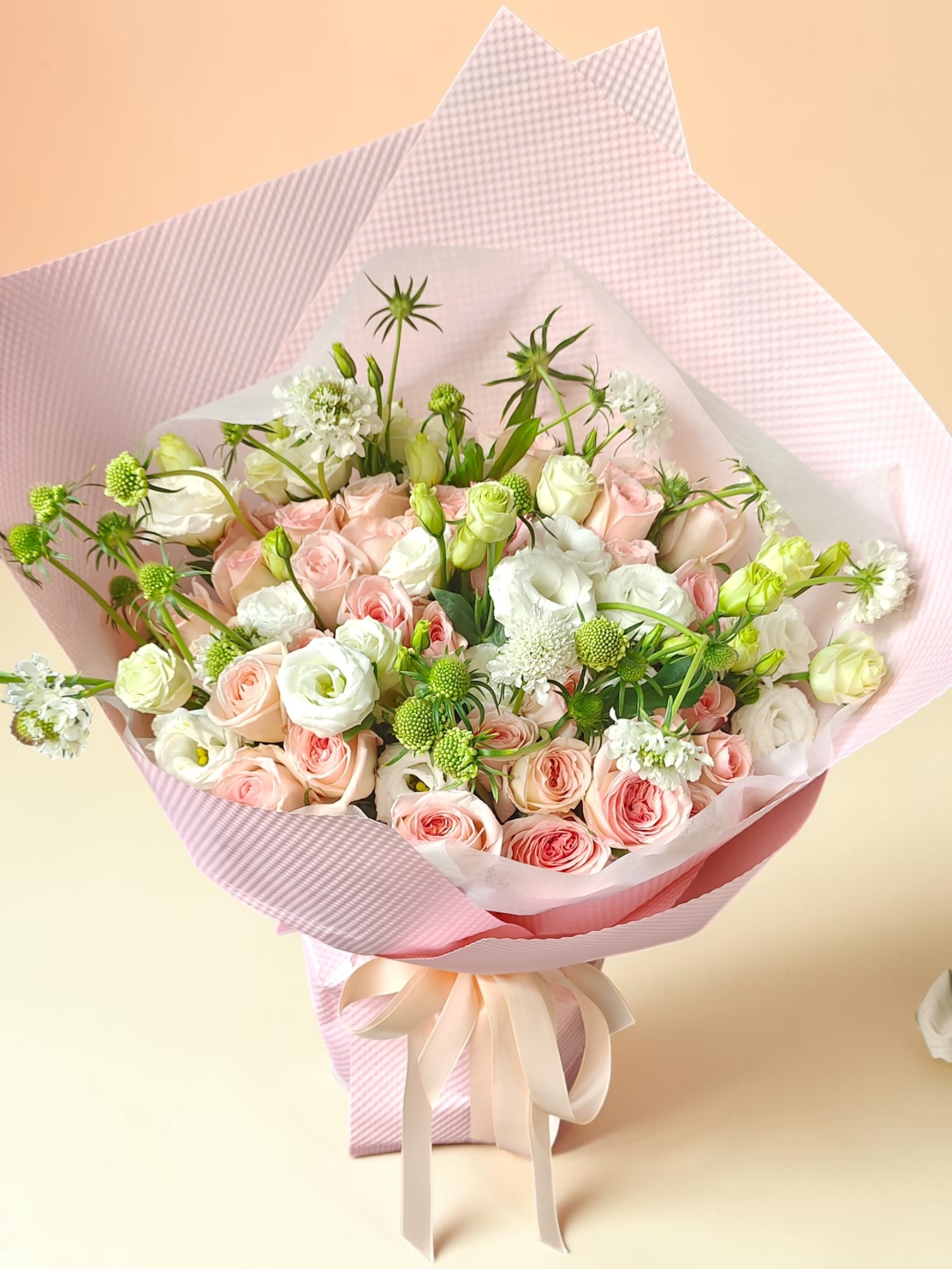 Mira Fleur signature gift floral — bouquet, mira palette