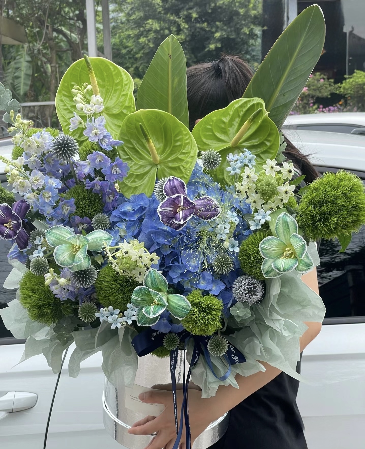 Mira Fleur signature gift floral — bouquet, mira palette