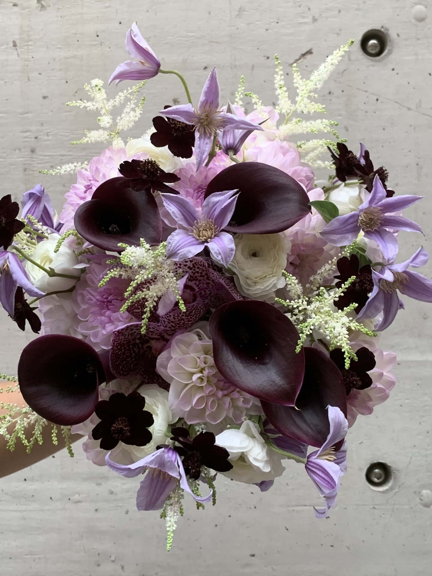 Mira Fleur signature gift floral — bouquet, mira palette