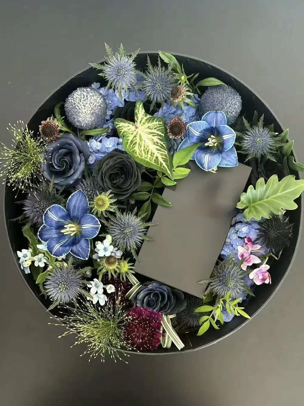 Mira Fleur signature gift floral — bouquet, mira palette